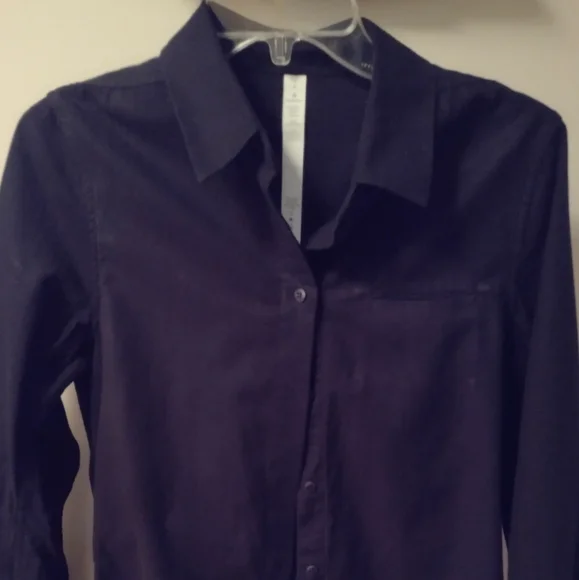 Shirt - Picture 1 of 3